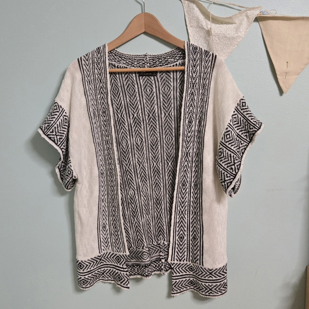 Boho Fifth Avenue Southwestern Open Cardigan Aztec Pattern